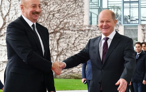 Prezident İlham Əliyevin Berlində Almaniya Kansleri Olaf Şolts ilə təkbətək görüşü olub - YENİLƏNİB - FOTO