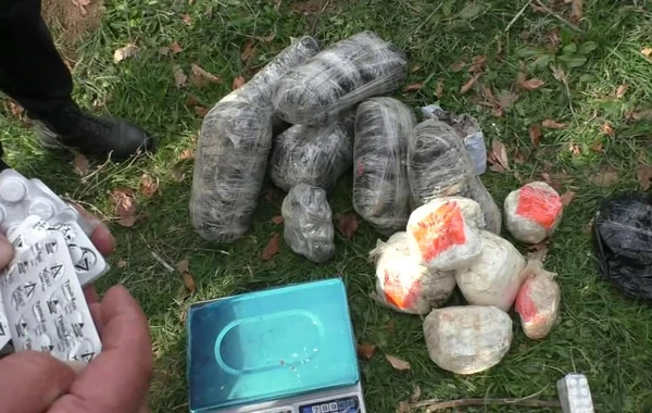 Azərbaycanda dərədən 21 kiloqram narkotik aşkarlanıb - FOTO