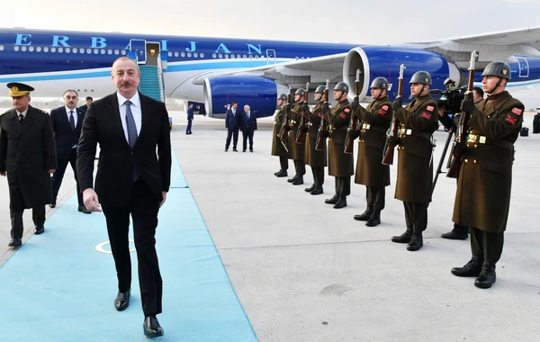 Azərbaycan Prezidenti İlham Əliyev Türkiyəyə səfərdədir - FOTO