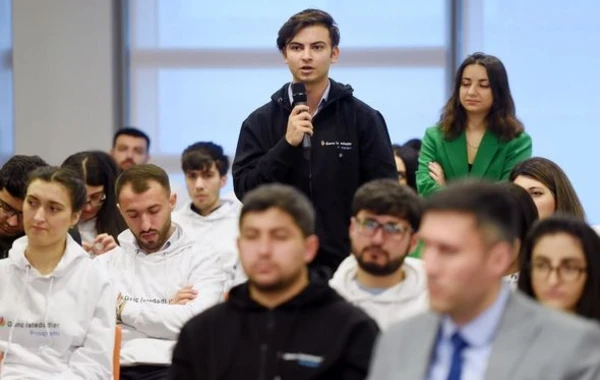Президент SOCAR встретился с участниками программы "Молодые таланты" - ФОТО