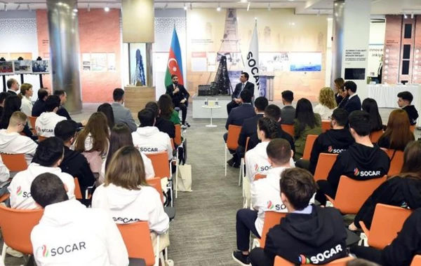 Президент SOCAR встретился с участниками программы "Молодые таланты" - ФОТО