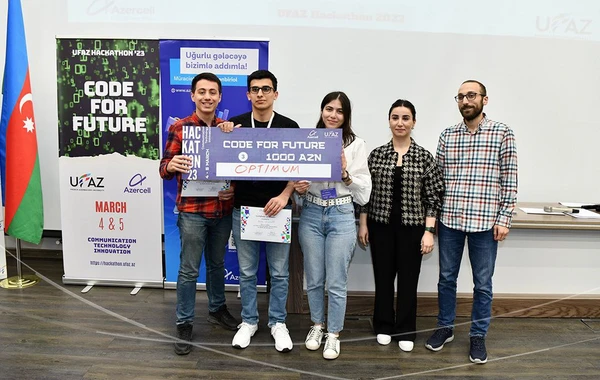 "Gələcək üçün kodlaşdır" hakatonunun qalibləri mükafatlandırıldı - FOTO