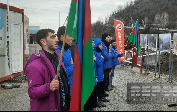 Bu gün Xankəndi-Laçın yolundan sülhməramlıların 14 avtomobili maneəsiz keçid edib - YENİLƏNİB