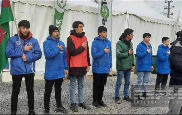 Bu gün Xankəndi-Laçın yolundan sülhməramlıların 14 avtomobili maneəsiz keçid edib - YENİLƏNİB