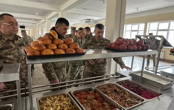Hərbi Prokurorluq işçiləri Novruz bayramı ərəfəsində hərbi hissələrdə - FOTO