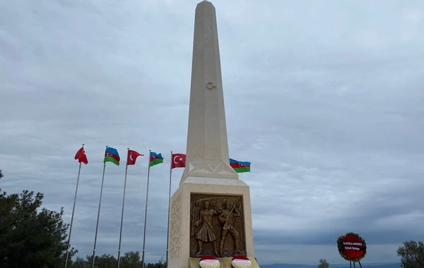 Çanaqqalada Azərbaycan şəhidləri abidəsi ucaldılıb