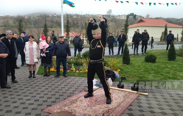 В селе Талыш организован праздничный концерт - ФОТОРЕПОРТАЖ
