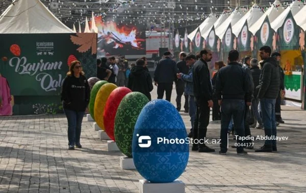 Bakıda Novruz bayramı ab-havası - FOTOREPORTAJ