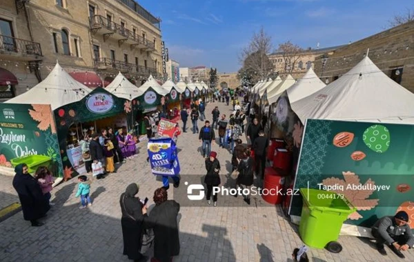Bakıda Novruz bayramı ab-havası - FOTOREPORTAJ