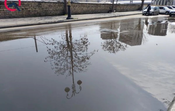 Bakının mərkəzini çirkab suları basdı - FOTO/VİDEO