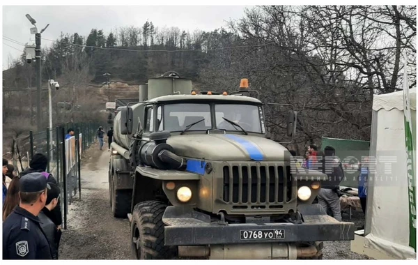 Bu gün Xankəndi-Laçın yolunda sülhməramlıların 72 avtomobili maneəsiz keçib - YENİLƏNİB - FOTO