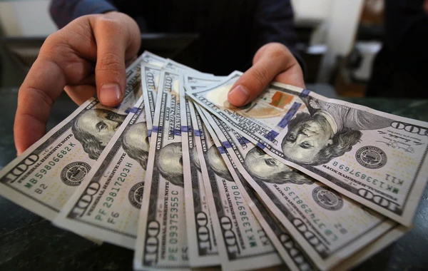 Dollarla bağlı VACİB QƏRAR