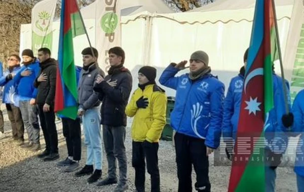 Экоакция на дороге Ханкенди - Лачын продолжается 102 дня - ФОТО