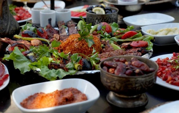 Oruc tutanlar üçün VACİB MƏLUMAT - İmsakda və iftarda bunlara əməl edin