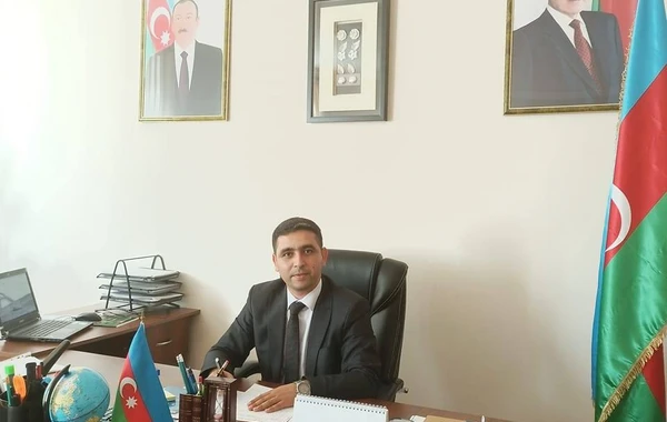 Azərbaycanda direktor ərizə yazaraq işdən ayrılıb - FOTO