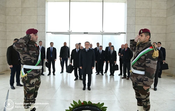 Ceyhun Bayramov Yasir Ərəfatın ev muzeyini ziyarət edib - FOTO