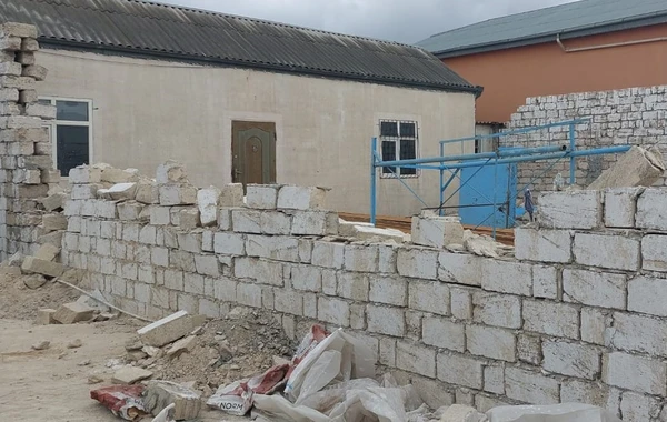 Fövqəladə Hallar Nazirliyi Bakıda qanunsuz tikilən obyektləri söküb - FOTO