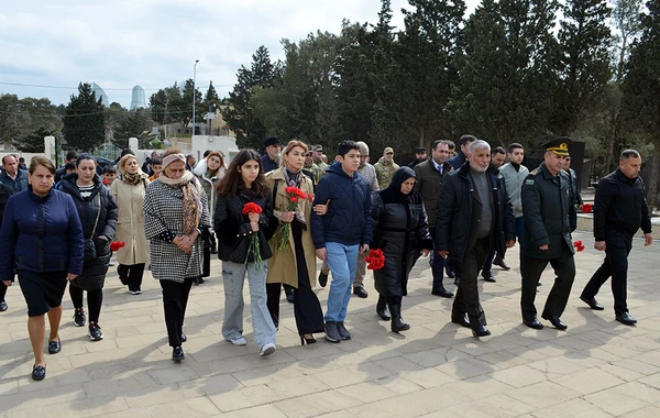 Milli Qəhrəmanın doğum gününə həsr olunan anım mərasimi keçirilib - FOTO
