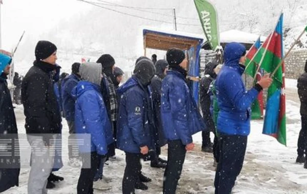 Акция протеста на дороге Ханкенди - Лачын продолжается уже 111 дней - ФОТО