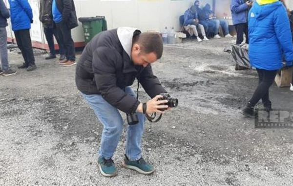 Xarici jurnalistlər Xankəndi-Laçın yolunun humanitar məqsədlər üçün açıq olduğuna şahidlik ediblər - FOTO
