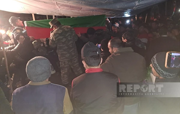 Minaya düşərək həlak olan hərbi qulluqçu Qəbələdə dəfn olunub - YENİLƏNİB - FOTO