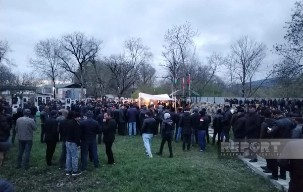 Minaya düşərək həlak olan hərbi qulluqçu Qəbələdə dəfn olunub - YENİLƏNİB - FOTO