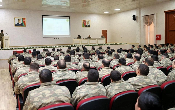 Hərbi hissələrdə birinci rübün nəticələrinə dair yekun iclas keçirilib - FOTO