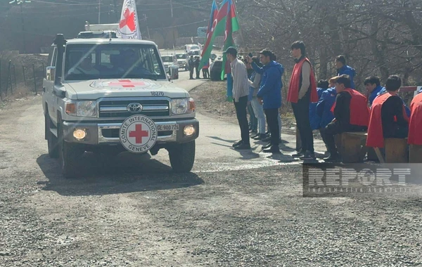По Лачынской дороге беспрепятственно проехала автоколонна Красного Креста - ОБНОВЛЕНО + ФОТО