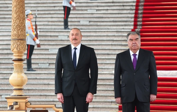 Azərbaycan Prezidentinin Düşənbədə rəsmi qarşılanma mərasimi olub