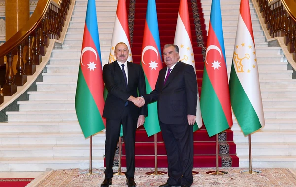 Azərbaycan və Tacikistan prezidentləri mətbuata bəyanatlarla çıxış ediblər - FOTO - YENİLƏNİB