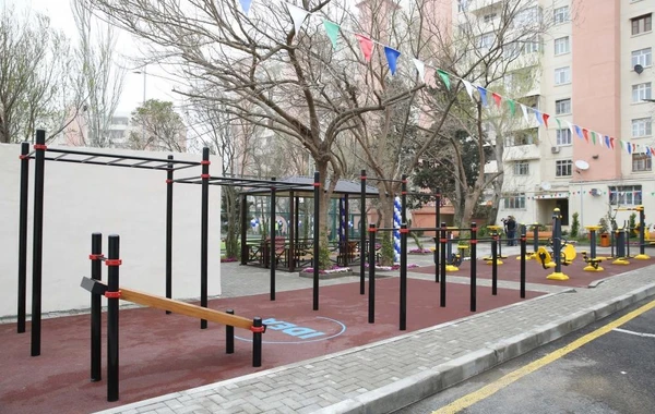 Bakıda "Bizim həyət" layihəsi çərçivəsində yeni həyət istifadəyə verildi - FOTO