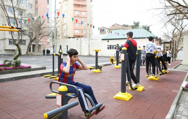 Bakıda "Bizim həyət" layihəsi çərçivəsində yeni həyət istifadəyə verildi - FOTO