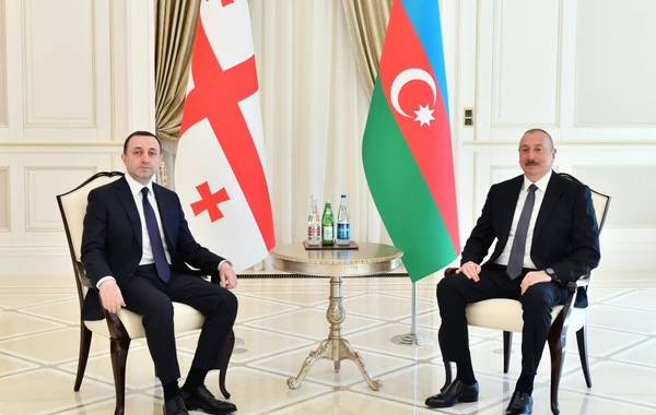 Azərbaycan Prezidentinin Gürcüstanın Baş naziri ilə təkbətək görüşü başlayıb - FOTO - YENİLƏNİB