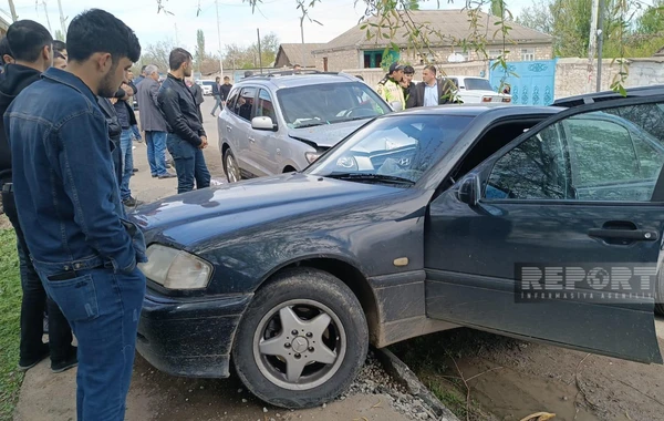 Tovuzda avtomobillər toqquşdu: Xəsarət alanlar var - FOTO