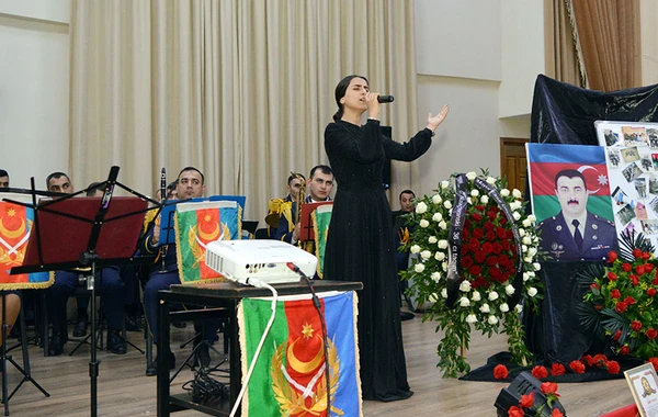Şəhid mayor Elnur Əliyevin xatirəsi yad olunub - FOTO