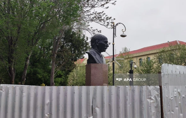 Naxçıvanda Nərimanovun heykəli yerinə qaytarılıb - FOTO