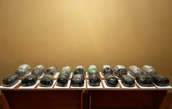 Azərbaycana 37 kilo narkotik keçirilməsinin qarşısı alındı - FOTO