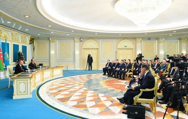 Президенты Азербайджана и Казахстана выступили с заявлениями для прессы - ФОТО