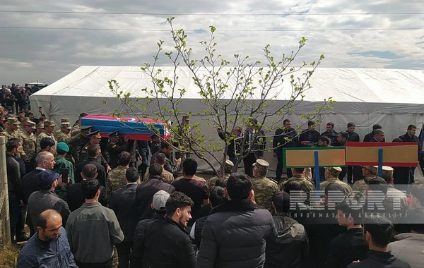 Şəhid Elşad Həsənov dəfn olunub - YENİLƏNİB - FOTO