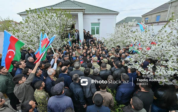 Шехид Видади Залов похоронен - ОБНОВЛЕНО + ПРЯМОЙ ЭФИР