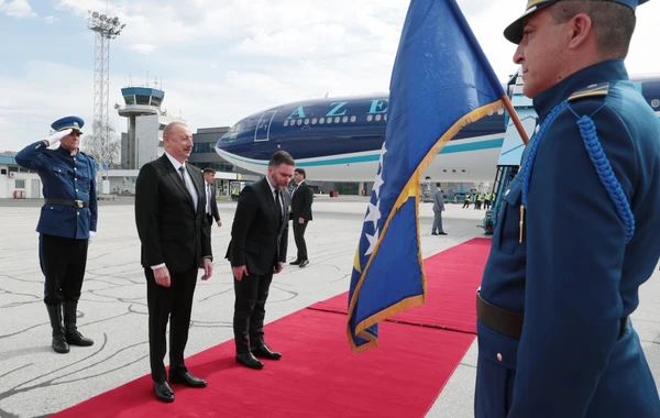 Prezident İlham Əliyev Bosniya və Herseqovinaya rəsmi səfərə gedib - FOTO