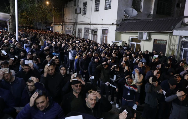 Bakıda 3-cü Qədr gecəsindən FOTO-lar