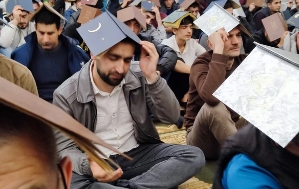 Bakıda 3-cü Qədr gecəsindən FOTO-lar