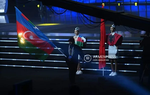 Bayrağımızı yandıran Ermənistanda TANINMIŞ ŞƏXS İMİŞ - FOTO