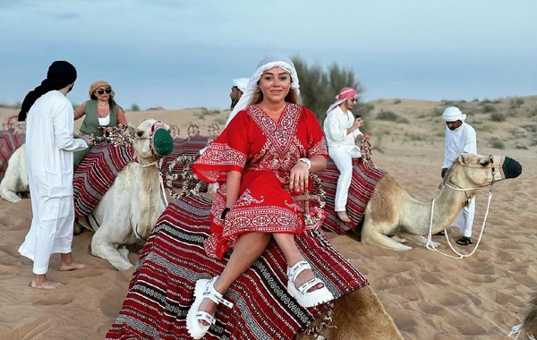 Xatirə İslamın ailəsi ilə Dubay və Safari istirahətindən görüntülər - VİDEO