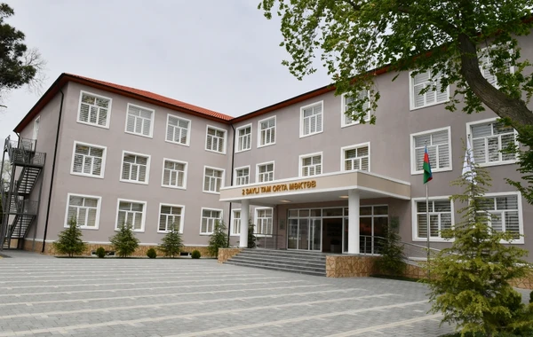 Prezident və xanımı Neftçalada yeni inşa olunan məktəbin açılışında iştirak ediblər - FOTO - YENİLƏNİB