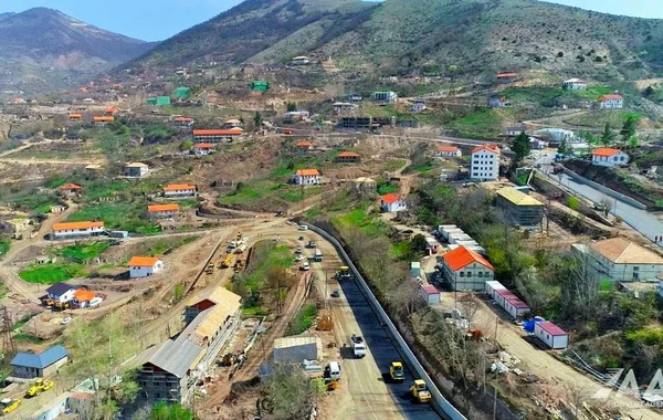 Laçında şəhərdaxili yolların bərpası və hava limanının tikintisi ilə əlaqədar qazma-partlayış işləri aparılır - FOTO