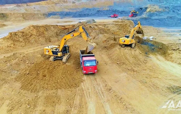 Laçında şəhərdaxili yolların bərpası və hava limanının tikintisi ilə əlaqədar qazma-partlayış işləri aparılır - FOTO
