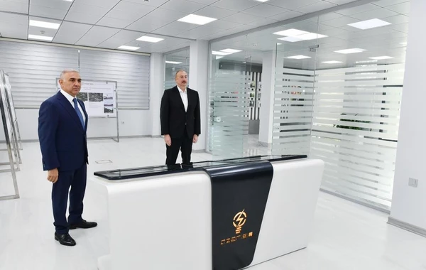 İlham Əliyev “Azərişıq” ASC-nin Salyan Rəqəmsal İdarəetmə Mərkəzinin açılışını edib - FOTO - YENİLƏNİB