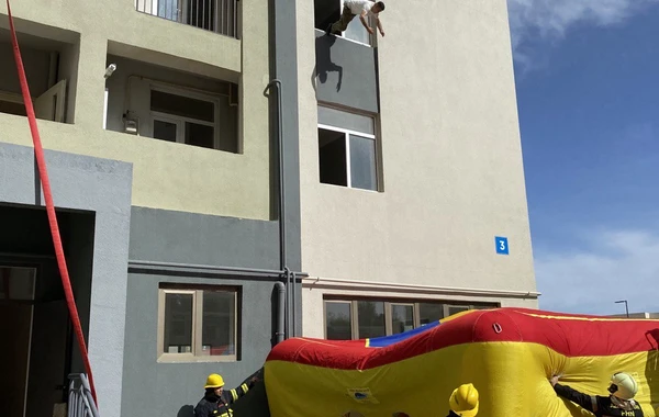 FHN yaşayış kompleksində təlim keçirdi - FOTO